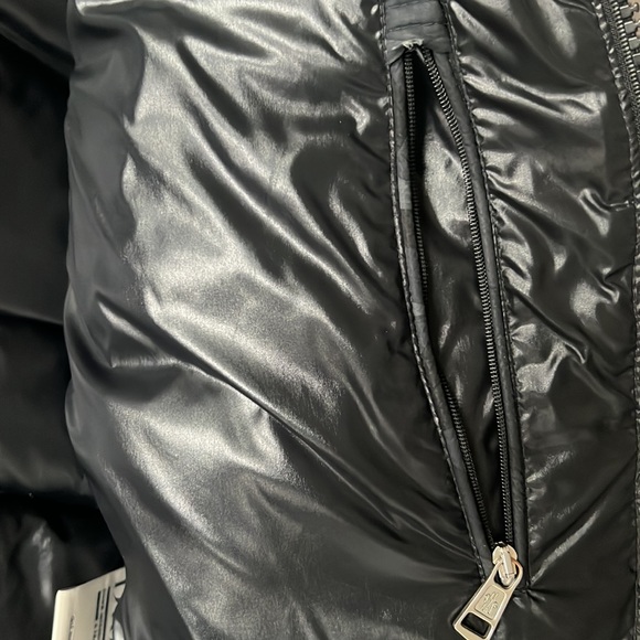 Mens Moncler Coat - Picture 11 of 11